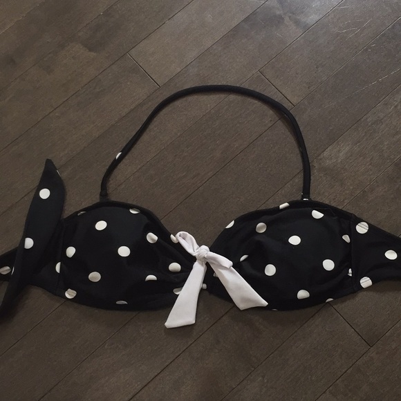 Xhilaration Black and White Polka-Dot Swimsuit Top - Picture 1 of 4